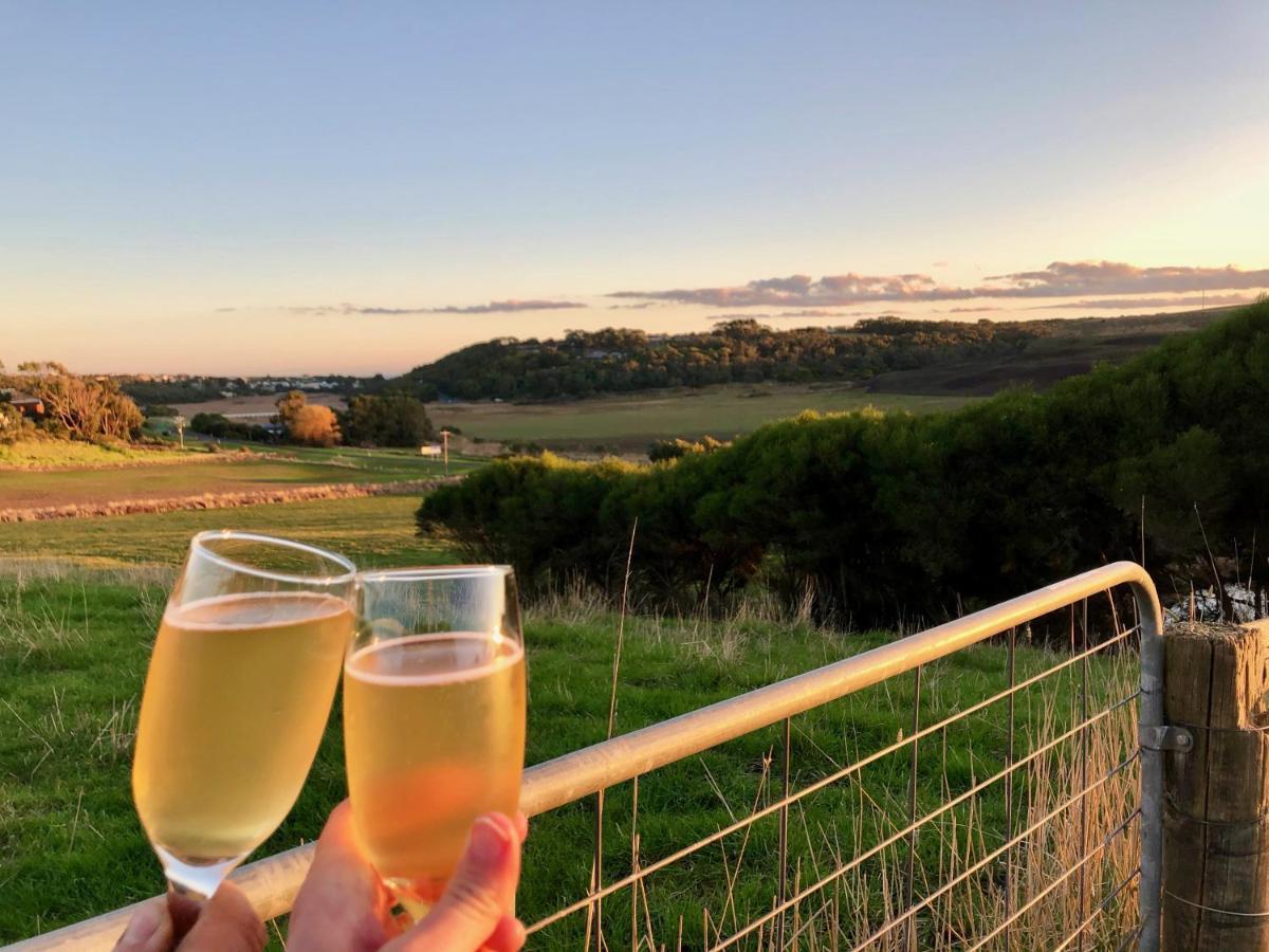 Daysy Hill Country Cottages Port Campbell Esterno foto